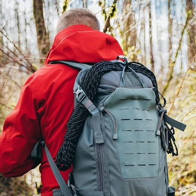 Gear Aid 100 Ft. Extra Heavy Duty 1100 Paracord With Carabiner -Black/Reflective 4 Gear Aid 100 Ft. Extra Heavy Duty 1100 Paracord With Carabiner -Black/Reflective - Image 4