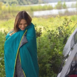 Lightspeed Outdoors Sundown Camp Quilt, Camping Blanket, Teal -Coleman Shop GUEST e0612531 6e39 4b71 bd4b fbd6fb097e57